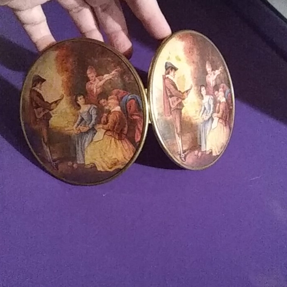 Vintage large compact painted on both sides.. - Picture 3 of 3